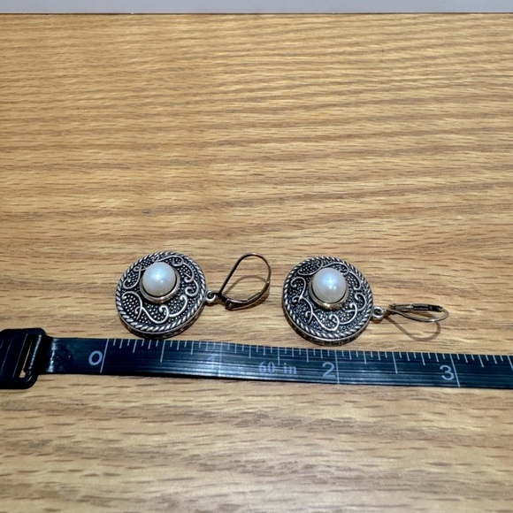 Silver and Pearl Earrings Sterling silver posts - Picture 5 of 5